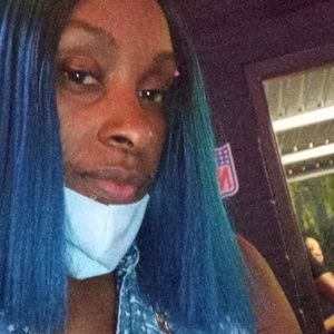 Meet your Posher, Arrena